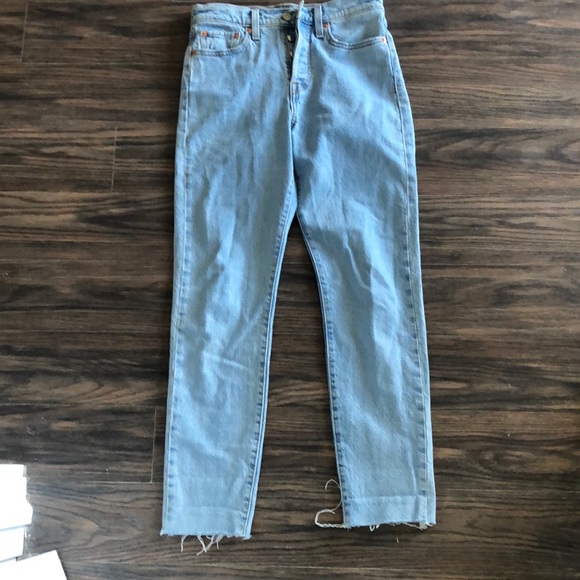 Levi Wedgie Straight Leg Jeans - Picture 2 of 2